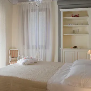 Apartment La Nicchia - Serena Tuscany Homes
